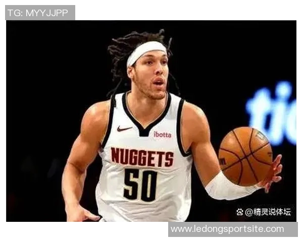 戈登高效表现三分球命中率惊人阿德尔曼称赞其聪明打球无勉强出手 戈登高效表现三分球命中率惊人阿德尔曼称赞其聪明打球无勉强出手