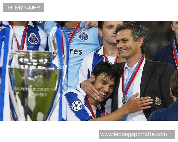 穆里尼奥回忆国米德比胜利时的温情时刻与加利亚尼老贝的祝贺 穆里尼奥回忆国米德比胜利时的温情时刻与加利亚尼老贝的祝贺