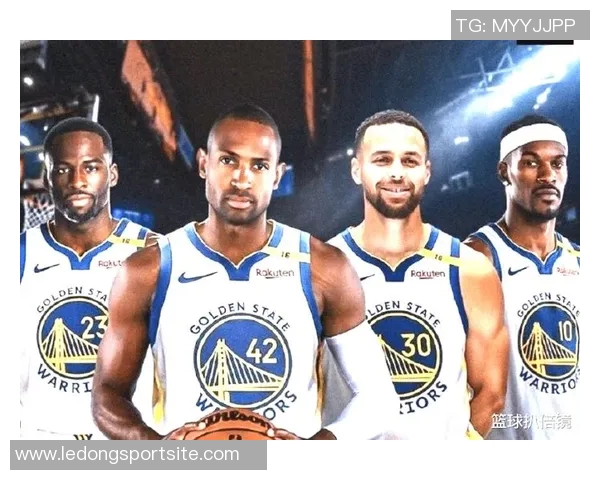 科尔赞霍福德为球队拼图无论阵容如何都能完美融合