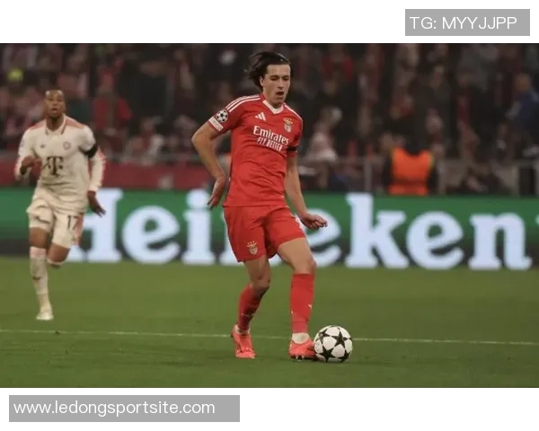 拉门斯回忆童年追随哥哥成为曼联球迷的美好时光与情感纽带