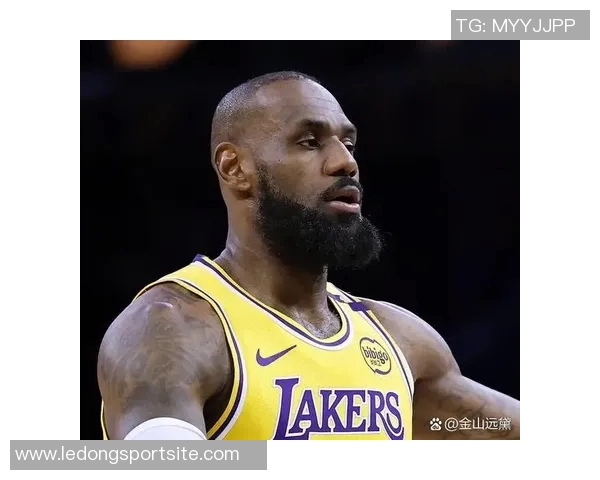 詹姆斯下场休息期间湖人净胜16分他的正负值为何却是14 詹姆斯下场休息期间湖人净胜16分他的正负值为何却是14